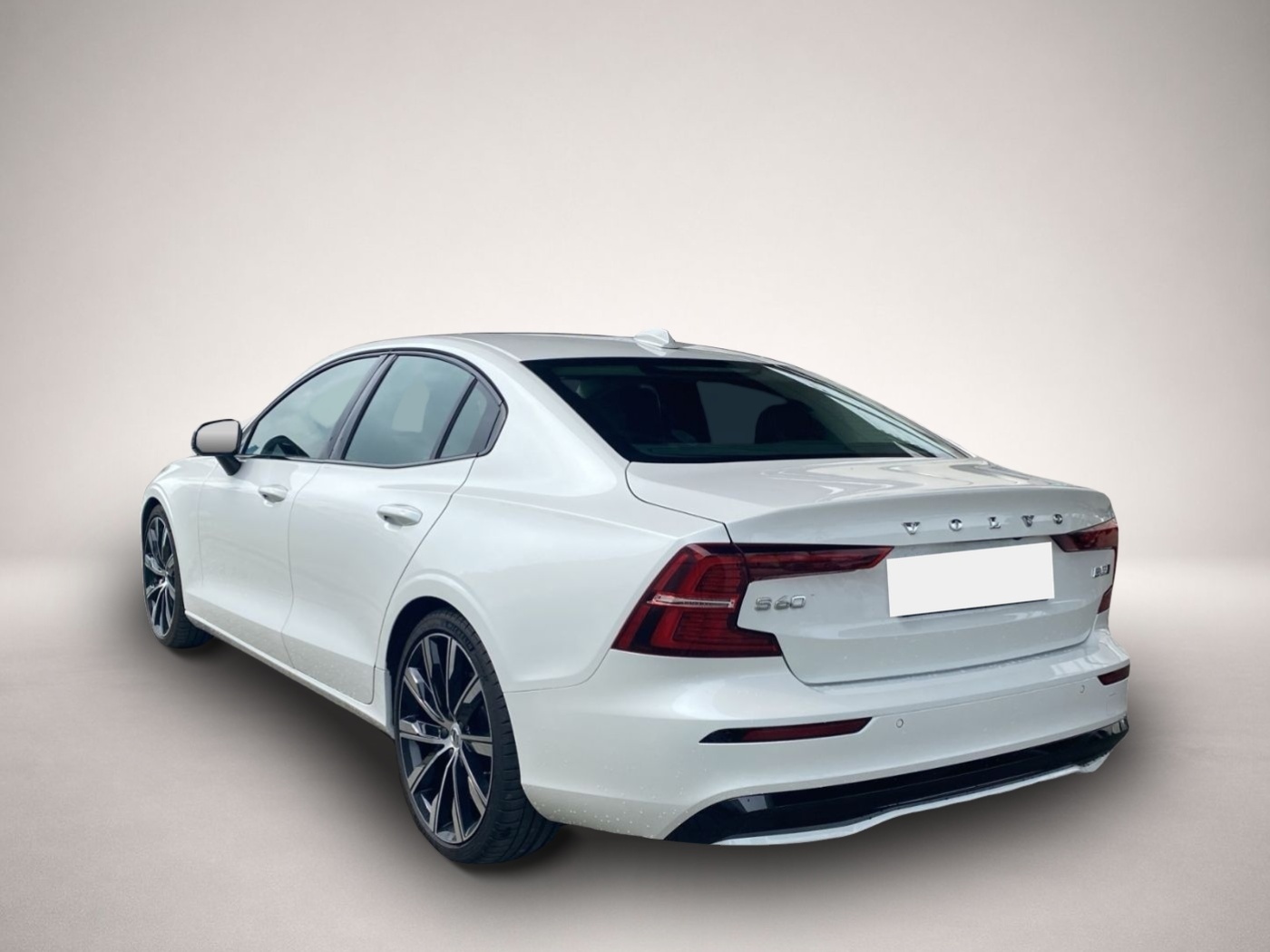 Volvo S60 (12/2023, Benzin)