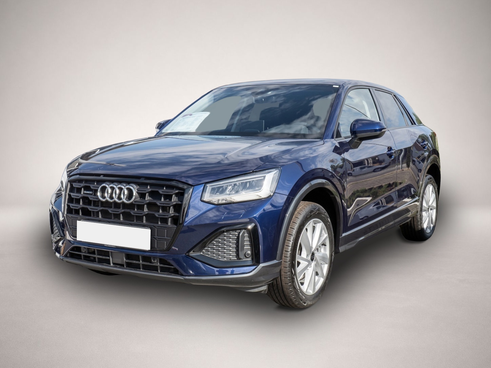 Audi Q2 (10/2025, Benzin)