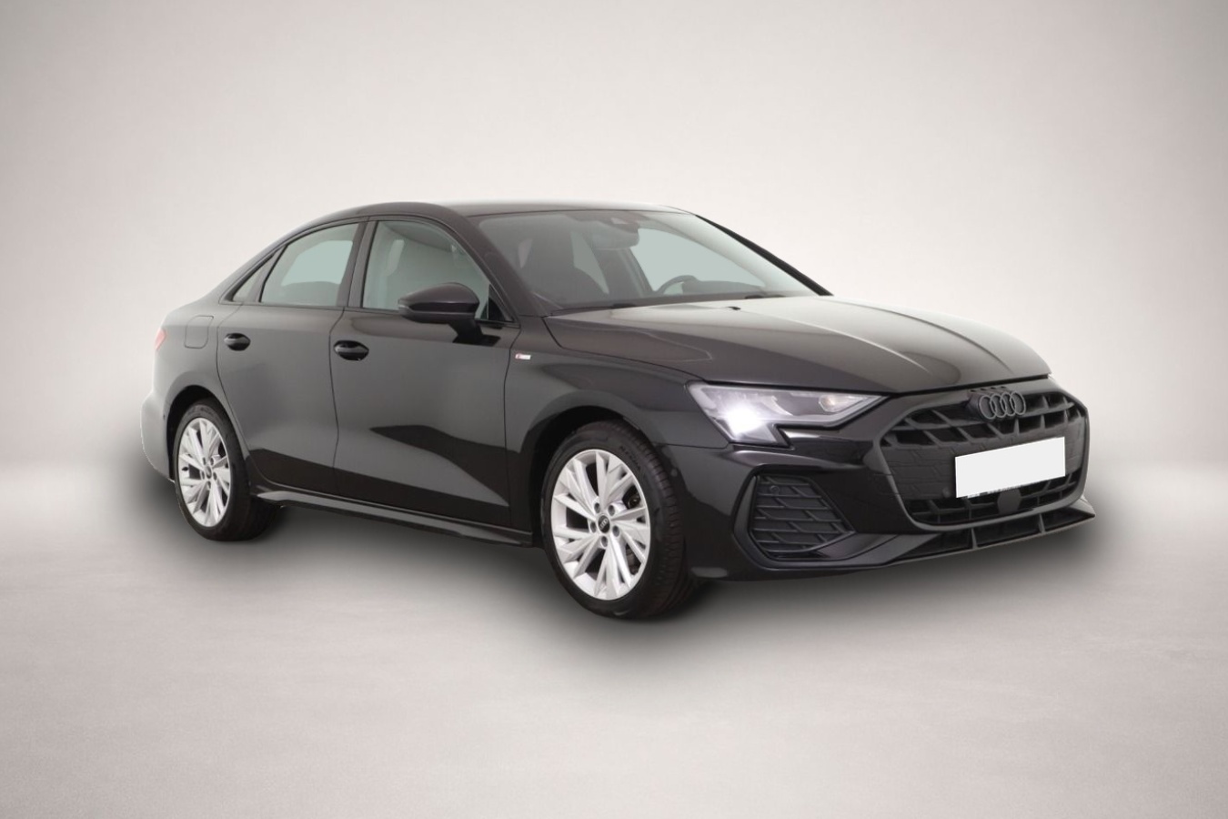 Audi A3 (09/2025, Benzin)