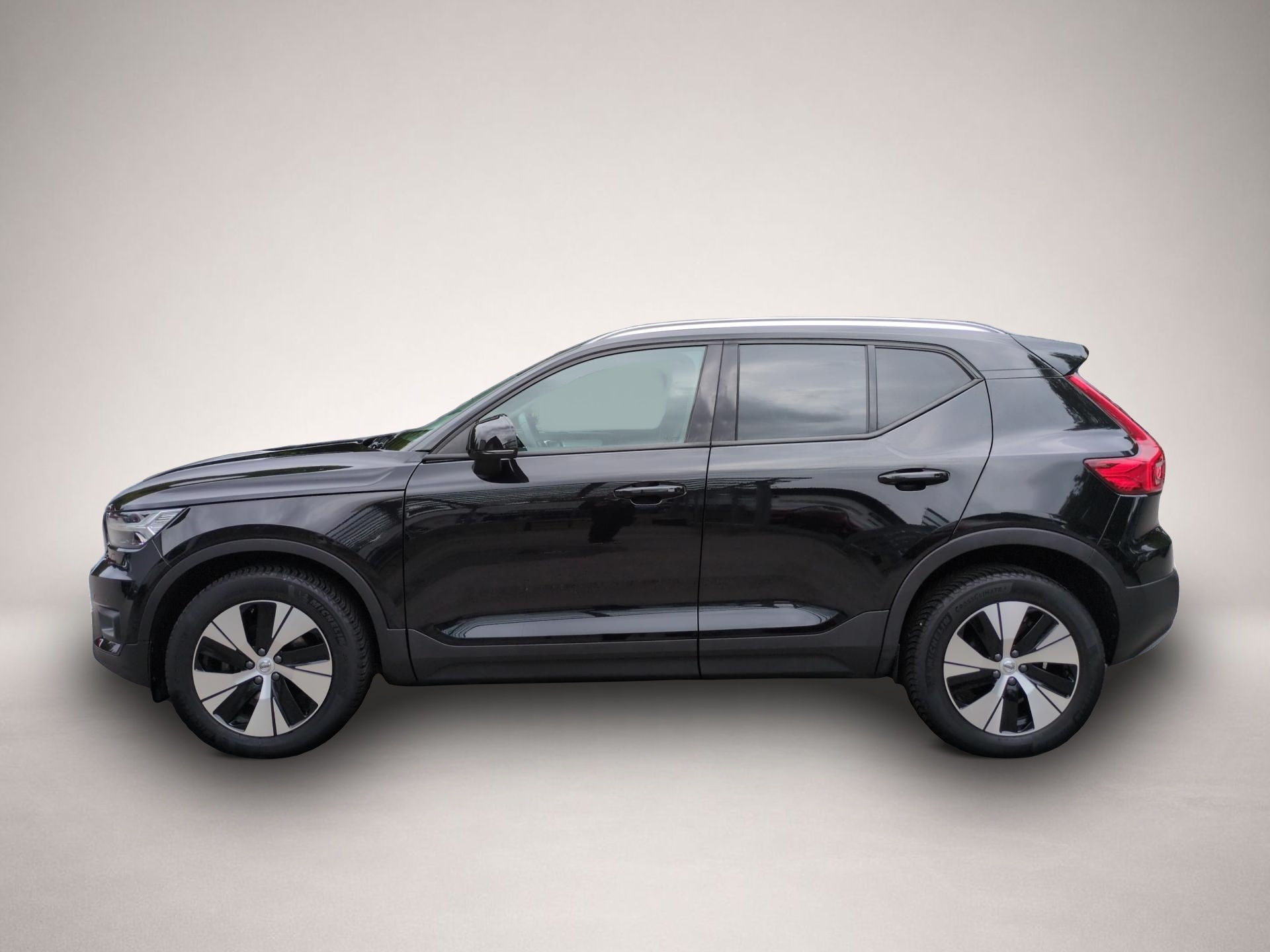 Volvo XC40 (02/2022, Benzin)