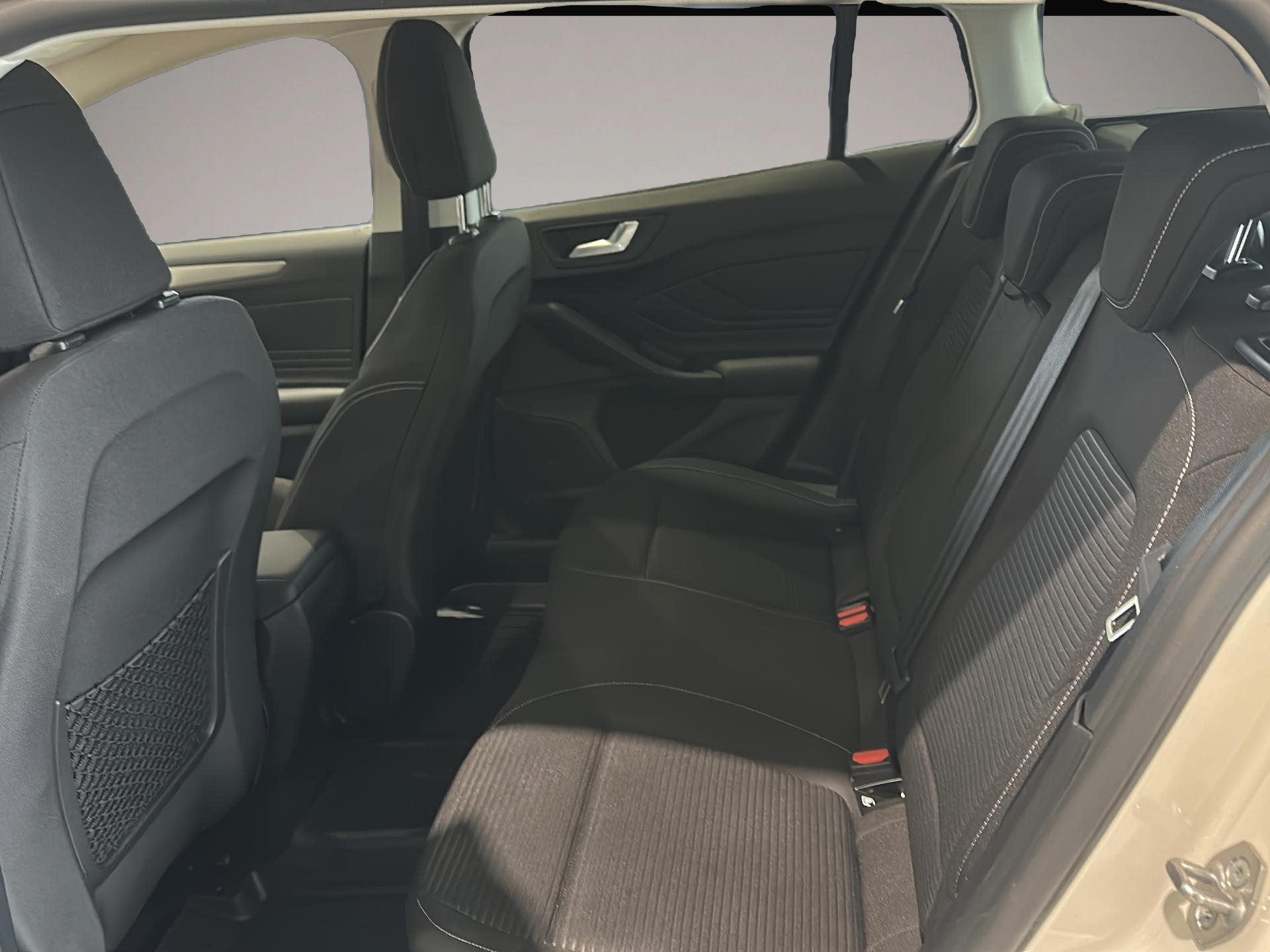 Ford Focus (11/2021, Benzin)