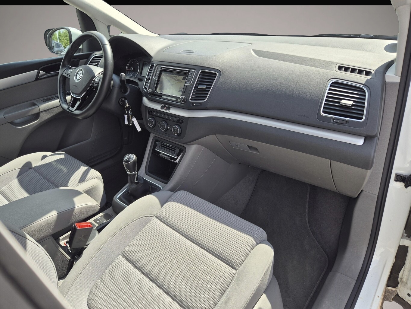 Volkswagen Sharan (12/2020, Benzin)
