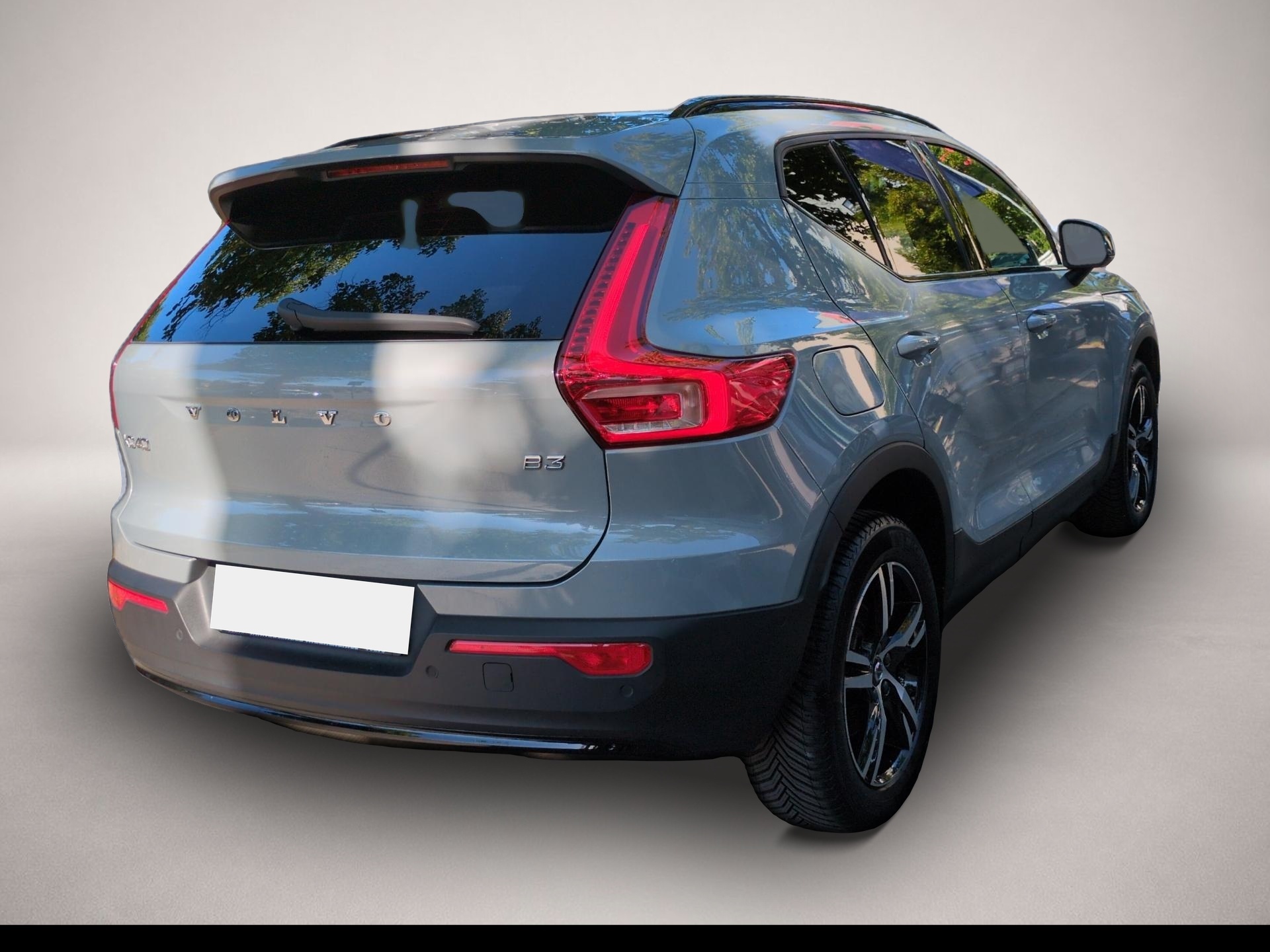 Volvo XC40 (04/2024, Benzin)