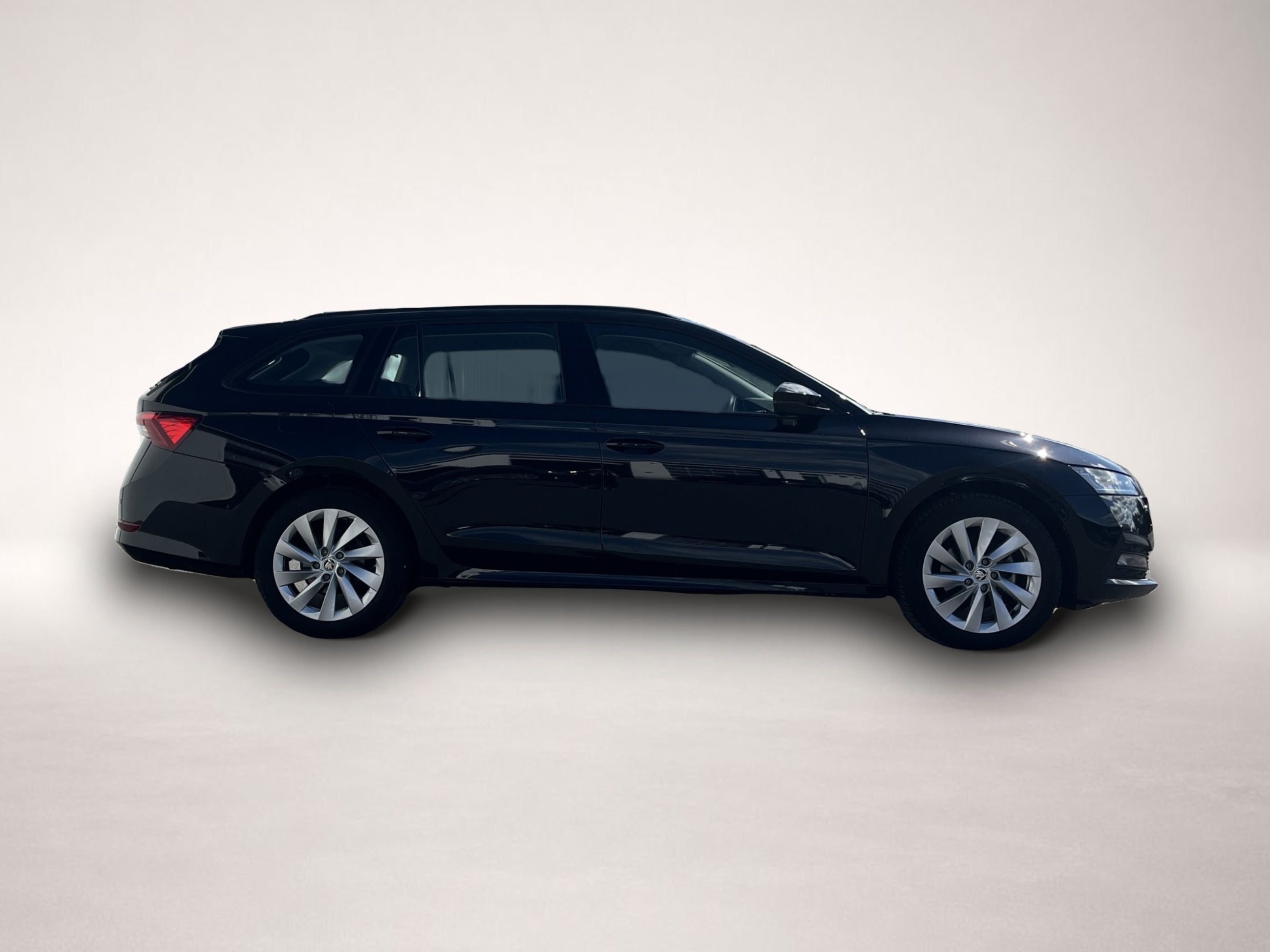 Skoda Octavia (04/2024, Benzin)