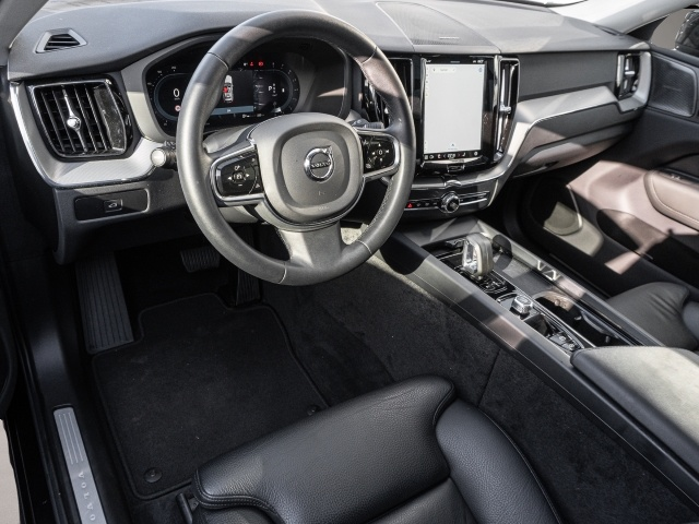 Volvo XC60 (01/2024, Benzin)