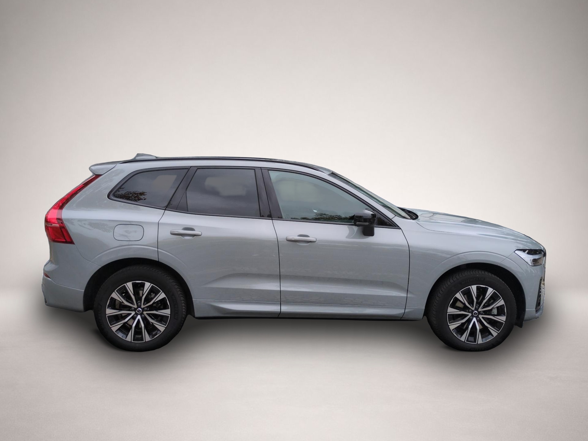 Volvo XC60 (03/2024, Benzin)
