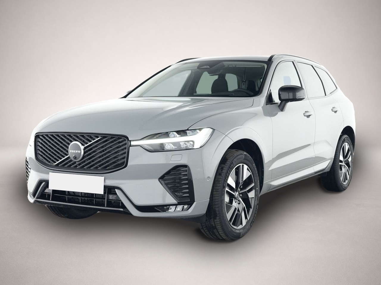 Volvo XC60 (07/2025, Benzin)