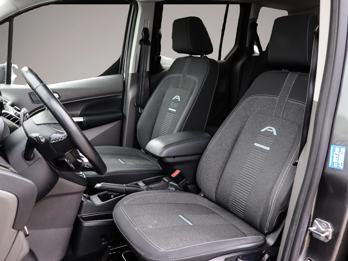 Ford Tourneo Connect (04/2022, Diesel)