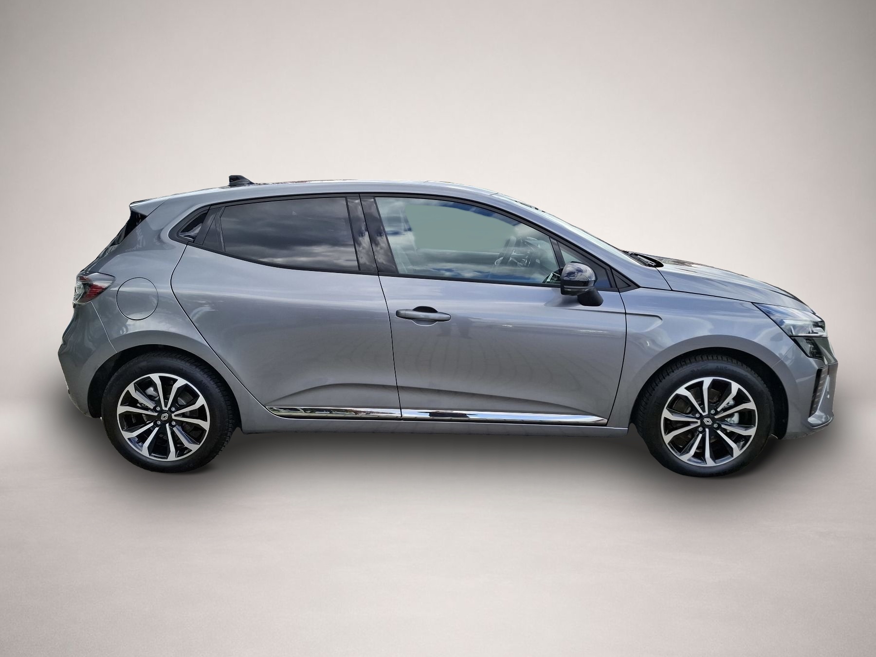 Renault Clio (09/2024, Hybrid (Benzin/Elektro))
