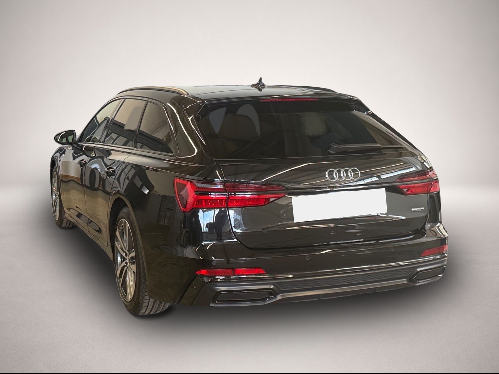 Audi A6 (11/2022, Benzin)