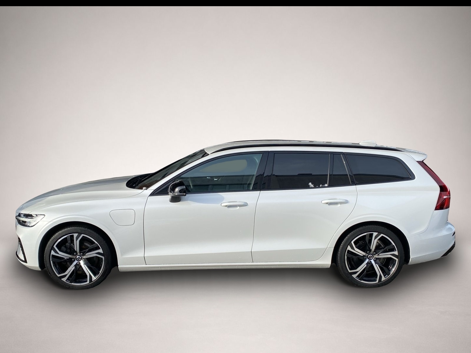 Volvo V60 (11/2022, )