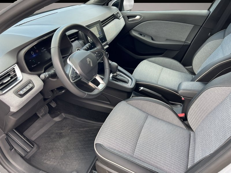 Renault Clio (04/2025, Benzin)