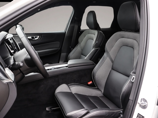 Volvo XC60 (04/2024, Hybrid (Benzin/Elektro))