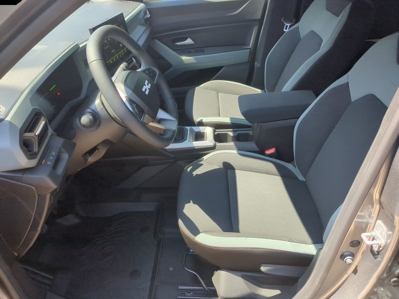 Dacia Duster (05/2026, Benzin)