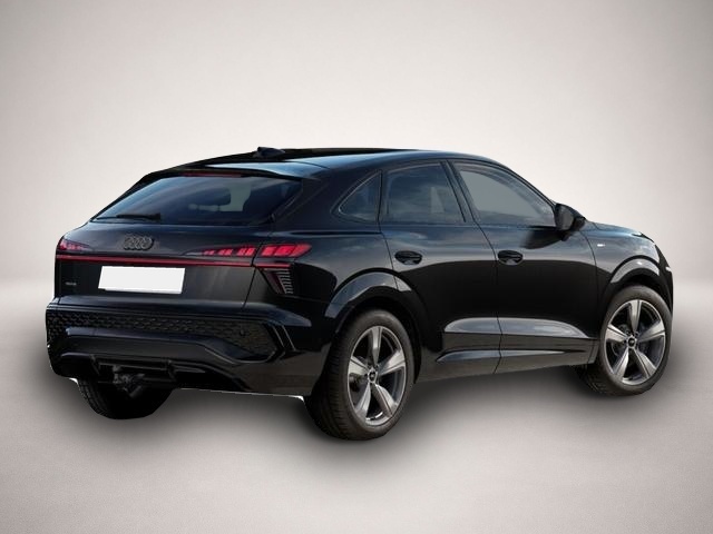 Audi Q3, image 3 of 5