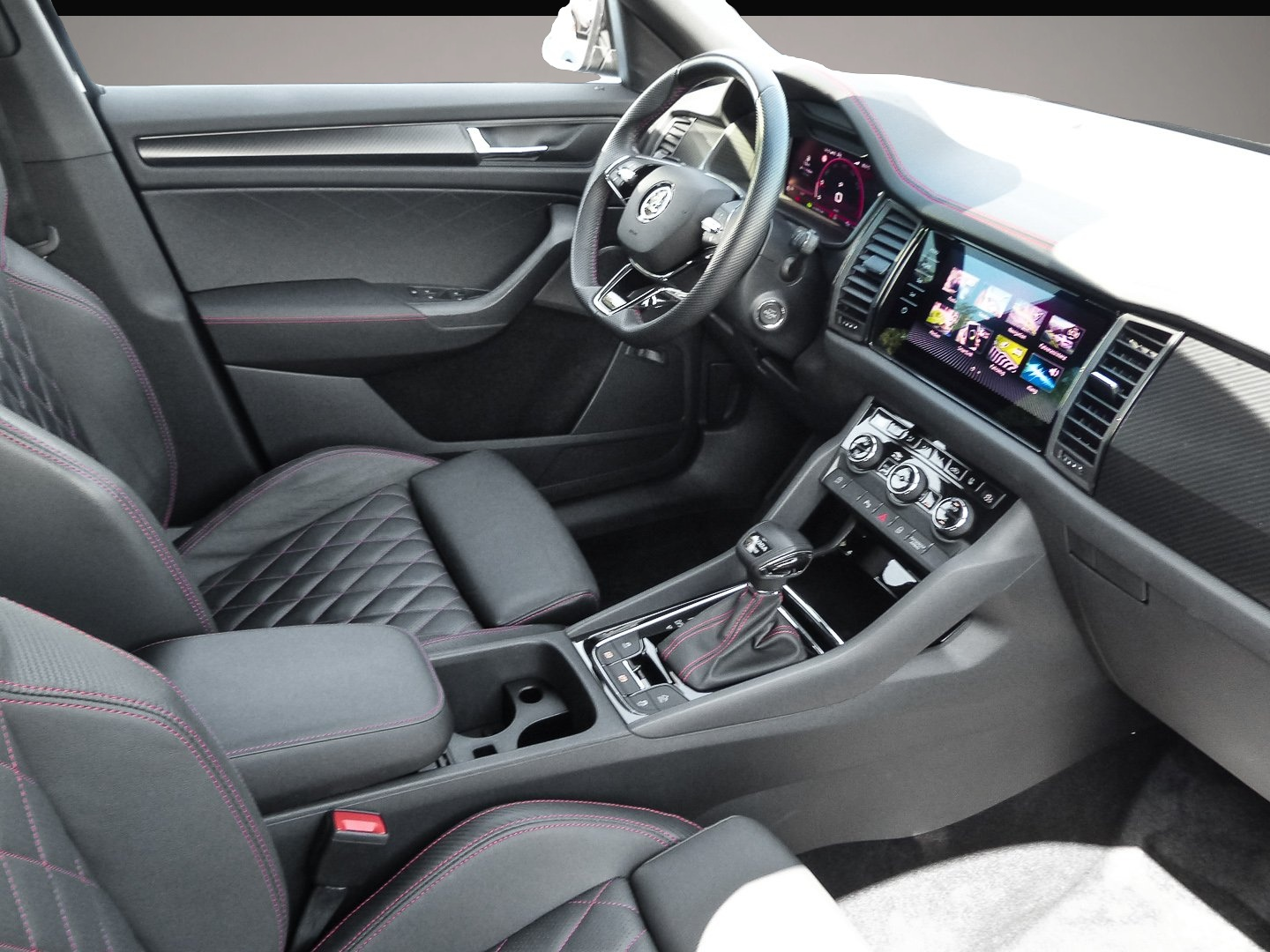 Skoda Kodiaq (04/2023, Benzin)