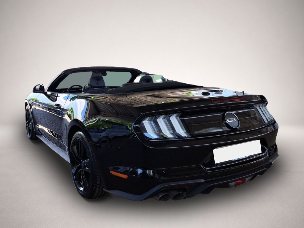 Ford Mustang (04/2021, )