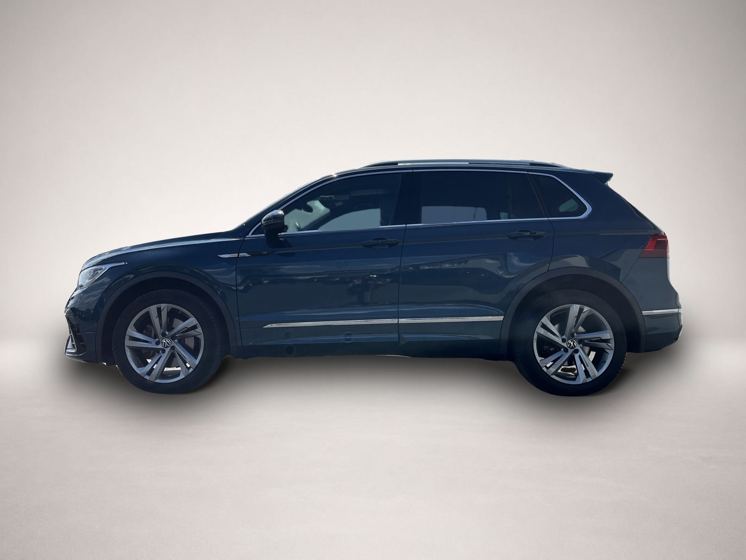 Volkswagen Tiguan (07/2022, Benzin)