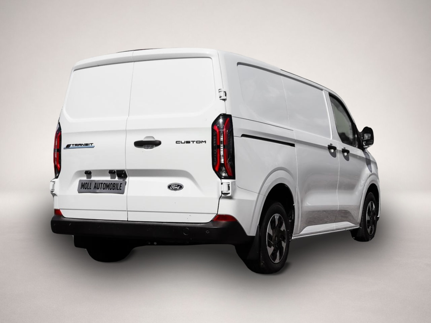 Ford Transit Custom (06/2026, ELECTRIC)