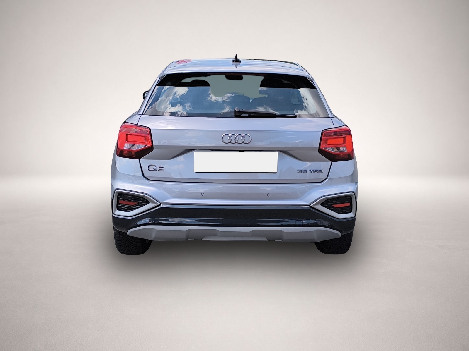 Audi Q2 (07/2024, Benzin)