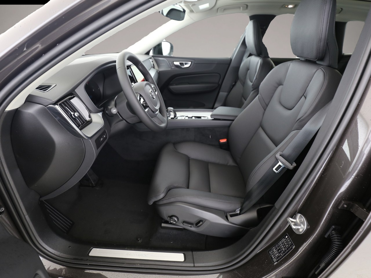 Volvo XC60 (05/2024, Hybrid (Benzin/Elektro))