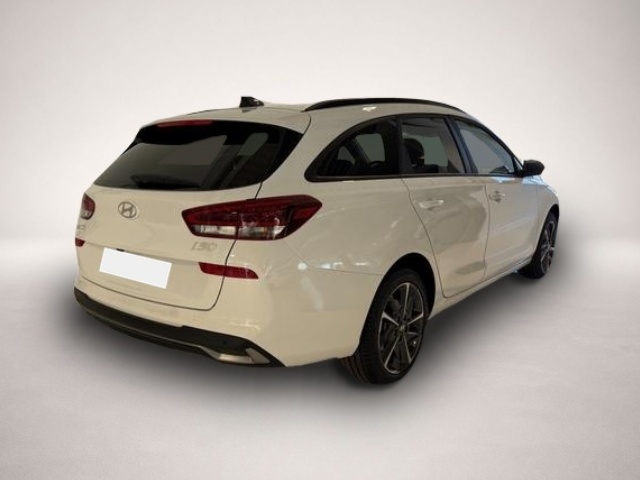 Hyundai i30 (11/2025, Benzin)