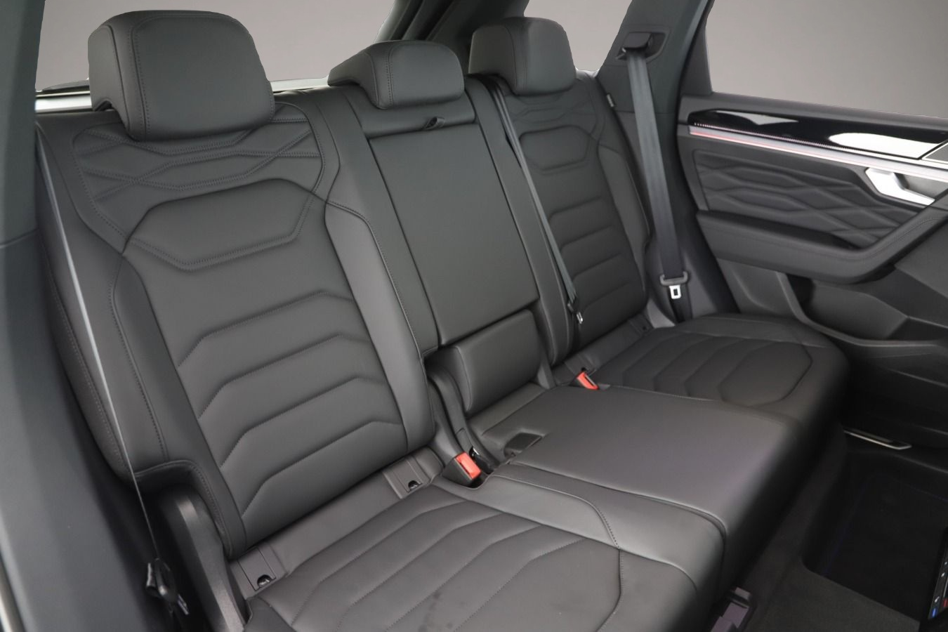 Volkswagen Touareg (08/2025, Hybrid (Benzin/Elektro))