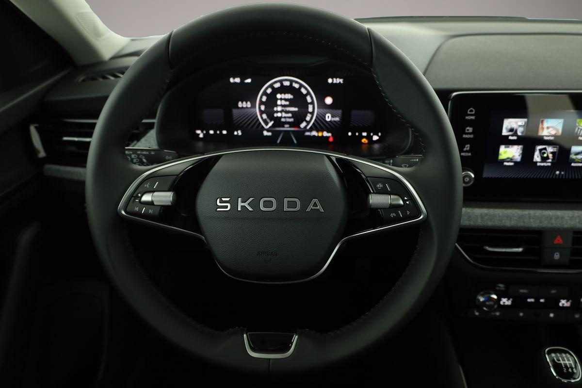 Skoda Kamiq (05/2026, Benzin)