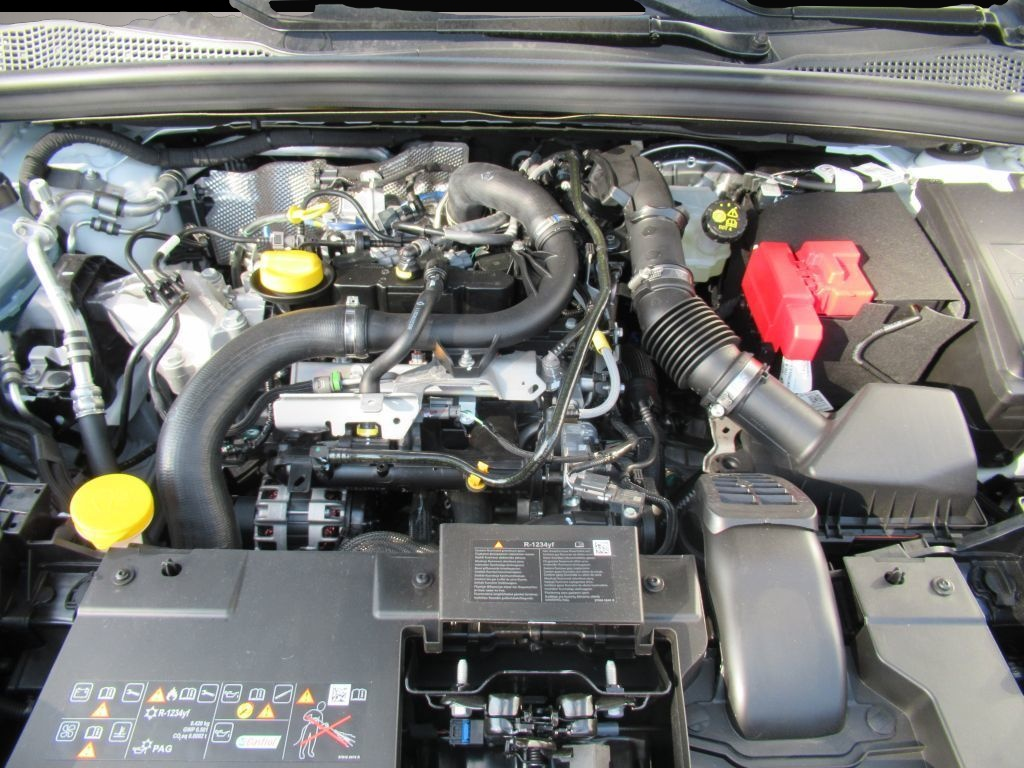 Renault Captur (02/2025, Benzin)