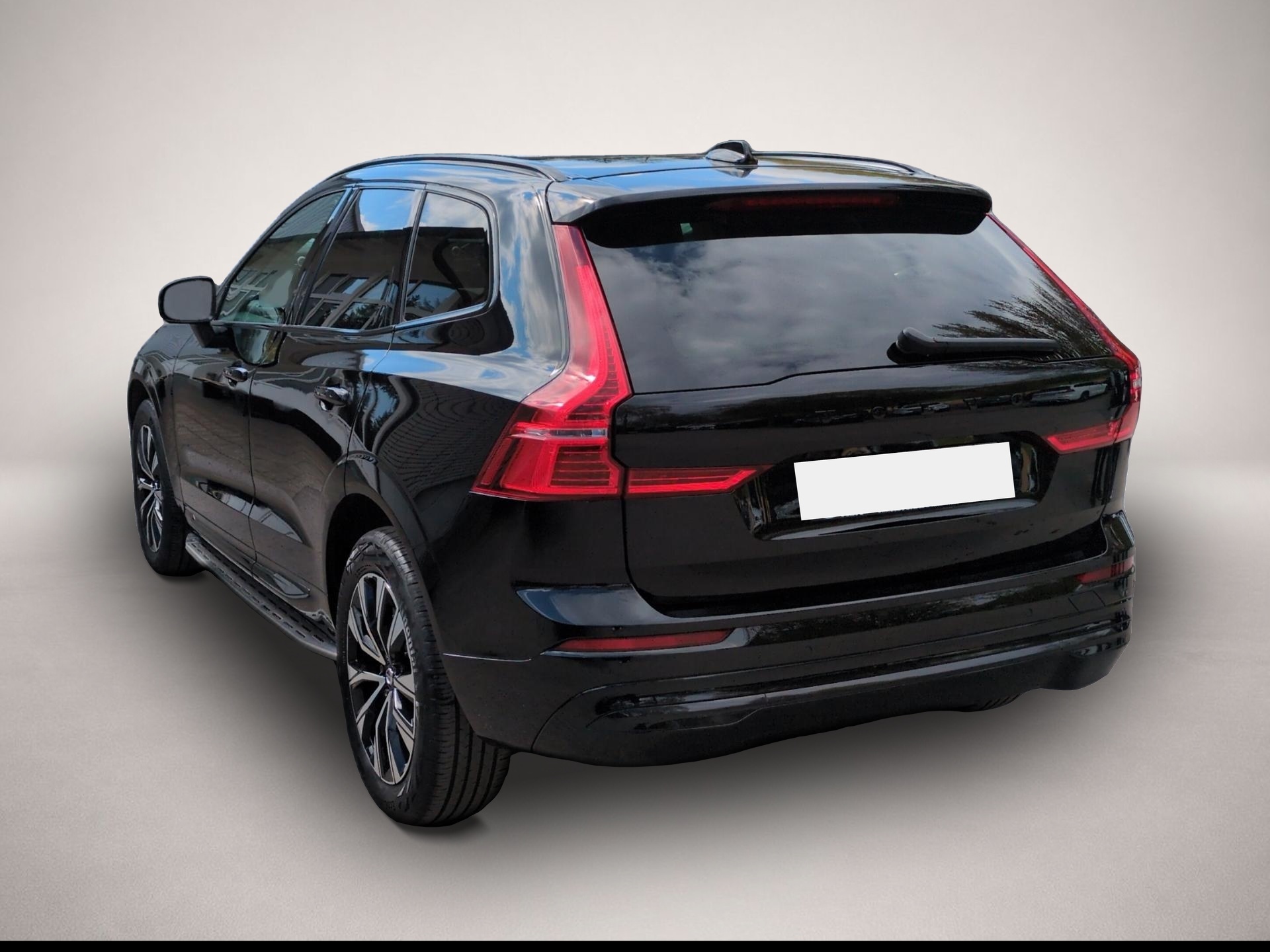 Volvo XC60 (01/2023, Benzin)