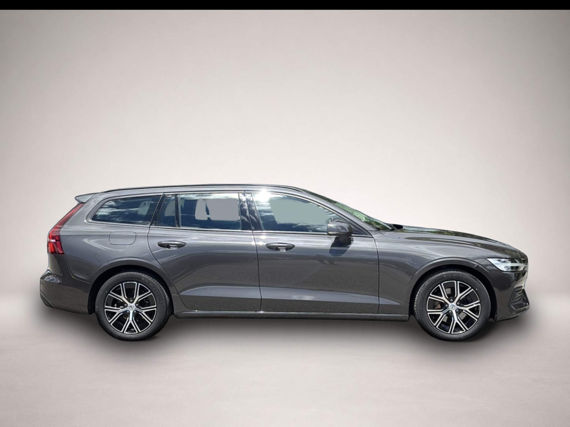 Volvo V60 (12/2024, Benzin)