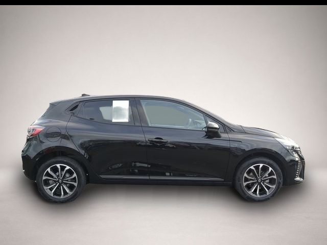 Renault Clio (11/2025, Benzin)