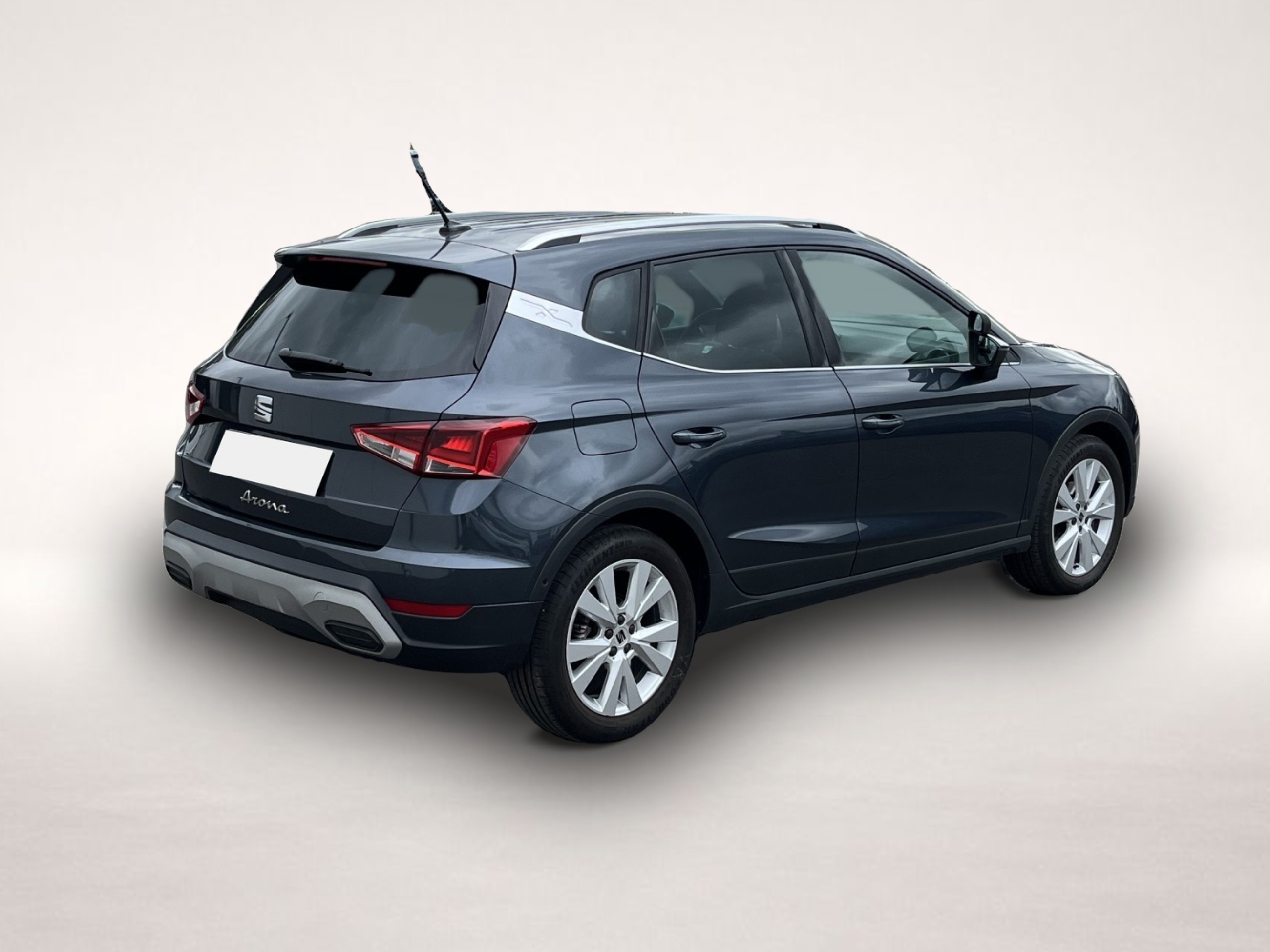 Seat Arona (03/2024, Benzin)