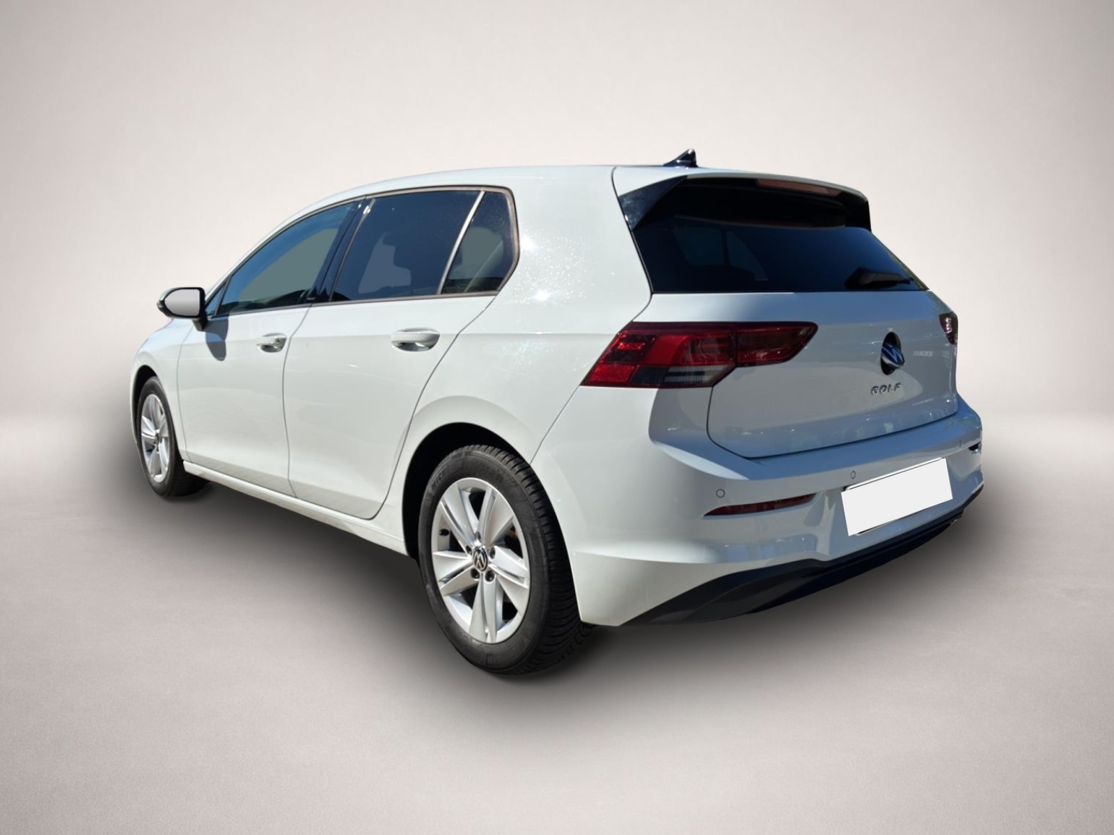 Volkswagen Golf (01/2023, Benzin)