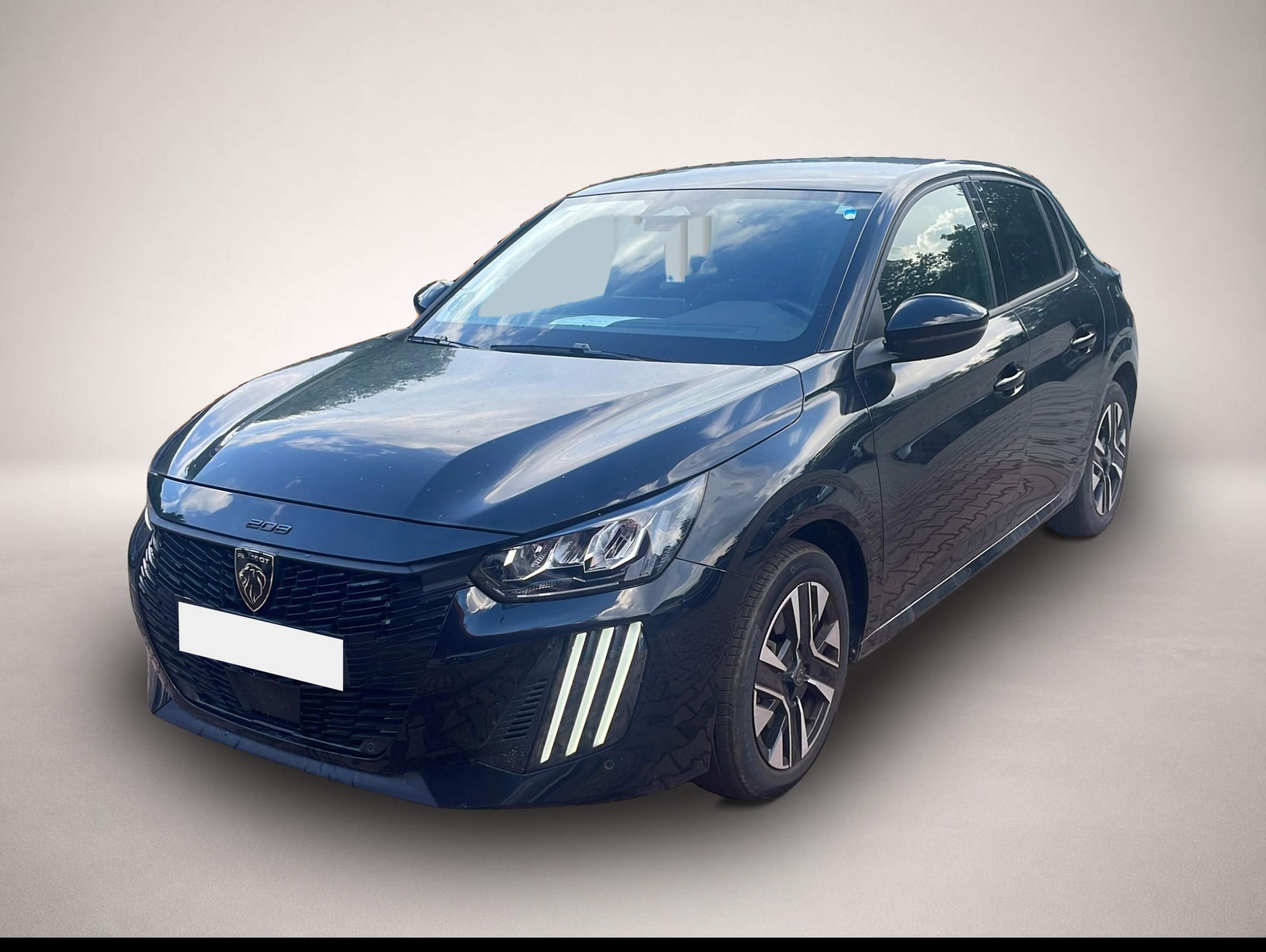 Peugeot 208 (06/2025, Benzin)