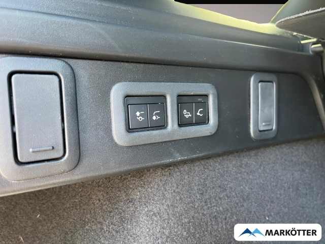 Land-Rover Range Rover Velar (07/2023, Benzin)