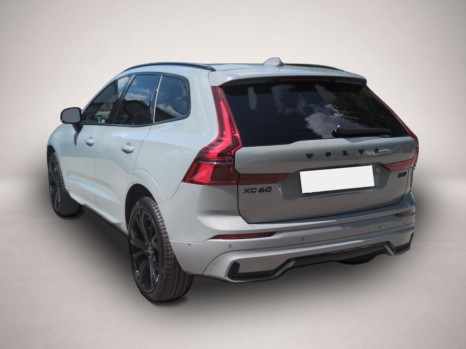Volvo XC60 (09/2025, Benzin)