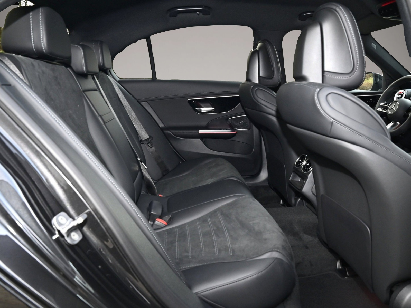 Mercedes-Benz C 220 (12/2025, Diesel)
