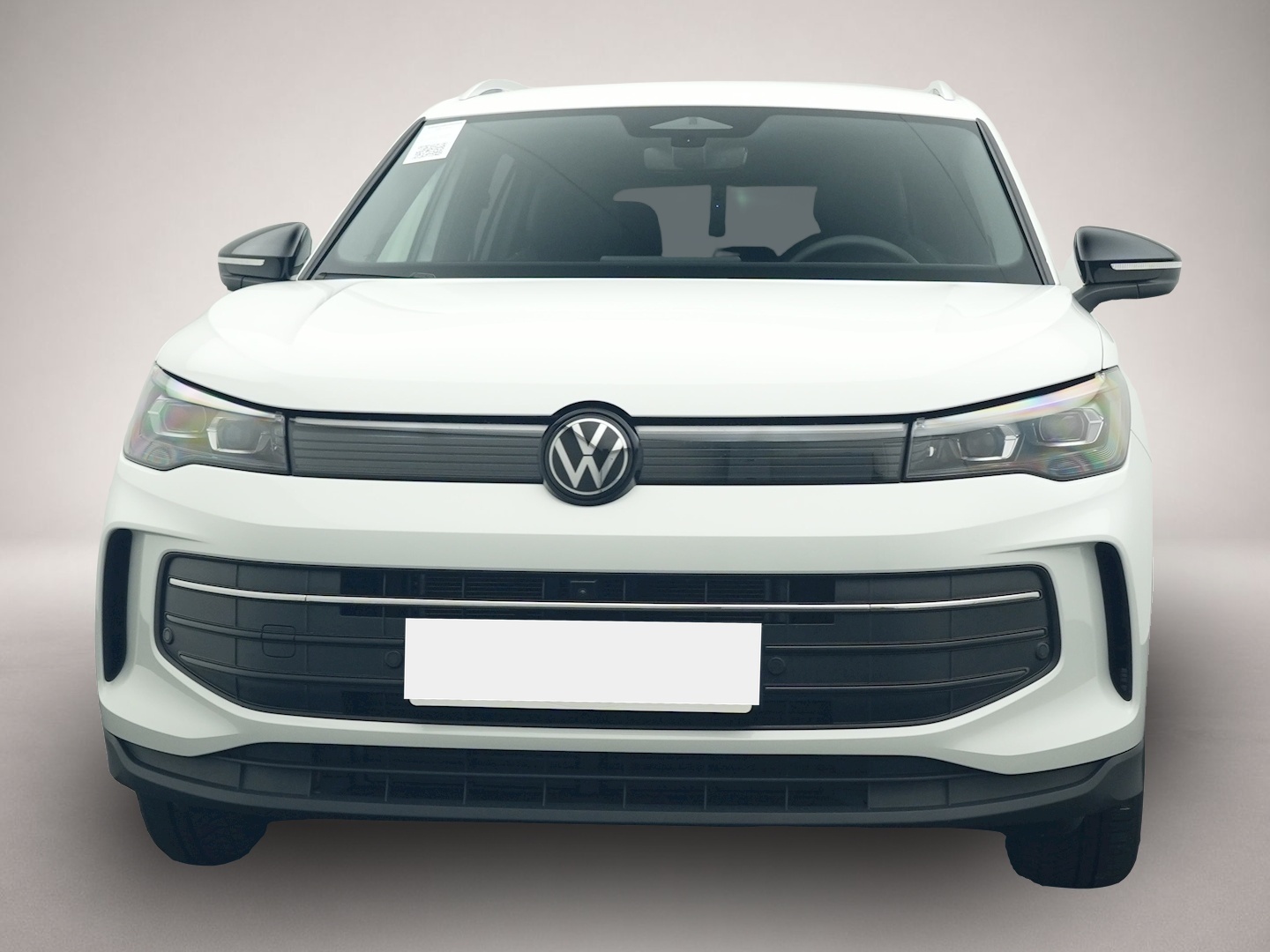 Volkswagen Tiguan (10/2025, Benzin)