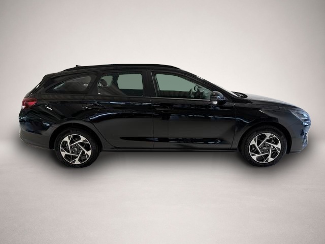 Hyundai i30 (11/2025, Benzin)