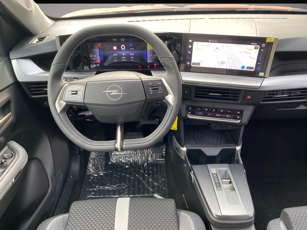 Opel Frontera (05/2026, Benzin)