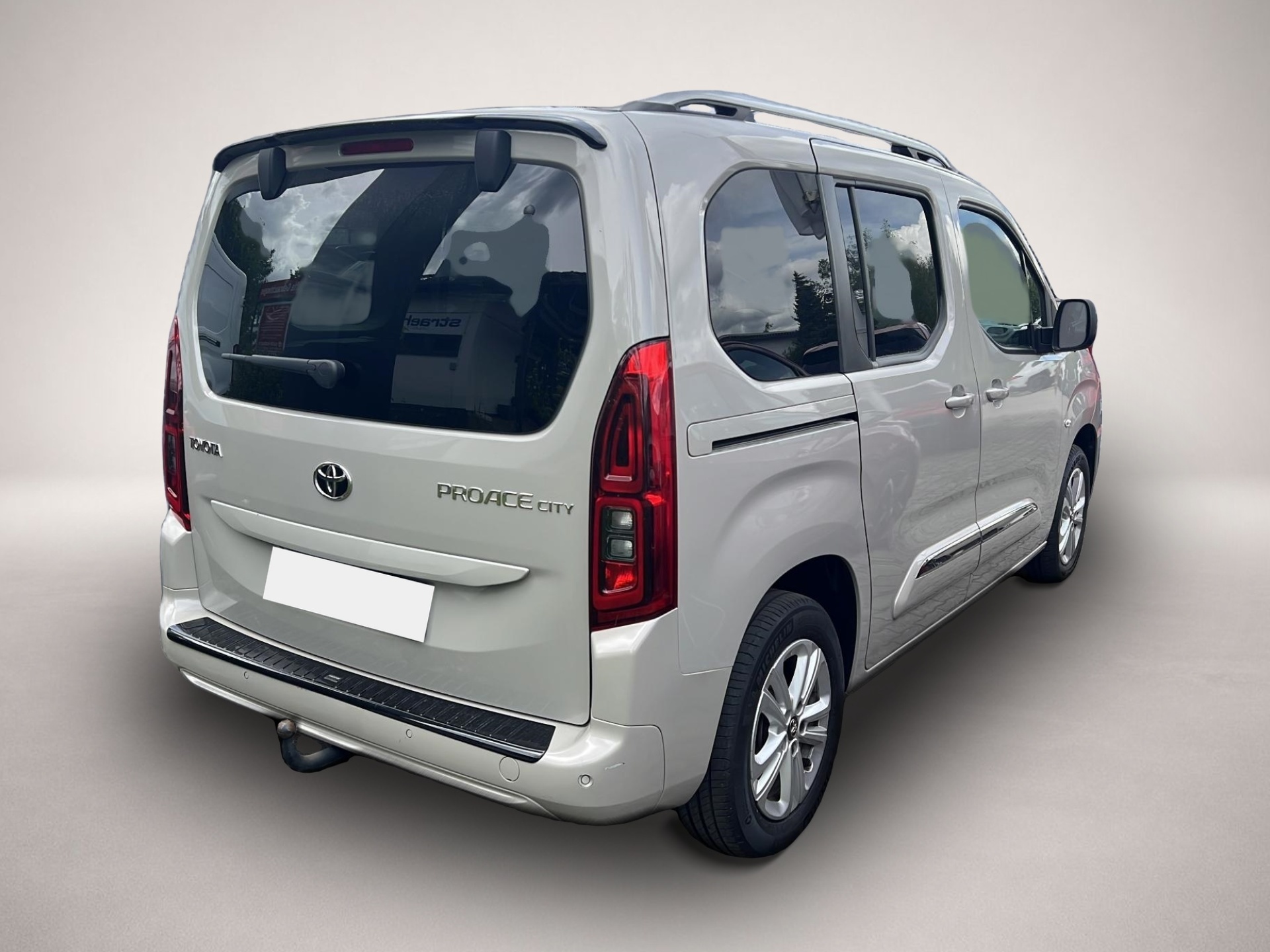 Toyota Proace City (10/2022, Benzin)
