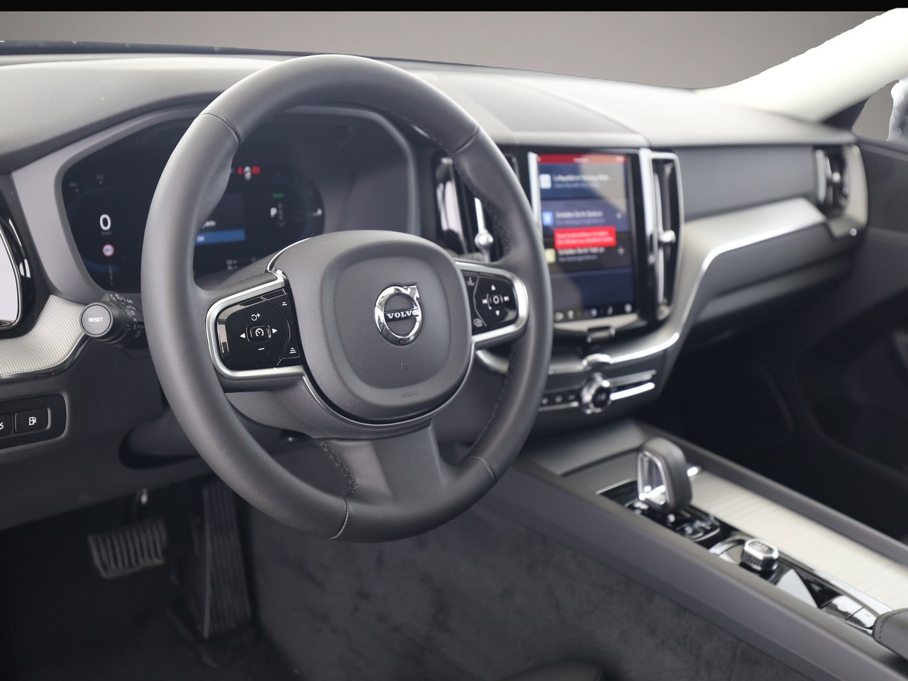 Volvo XC60 (05/2024, Hybrid (Benzin/Elektro))