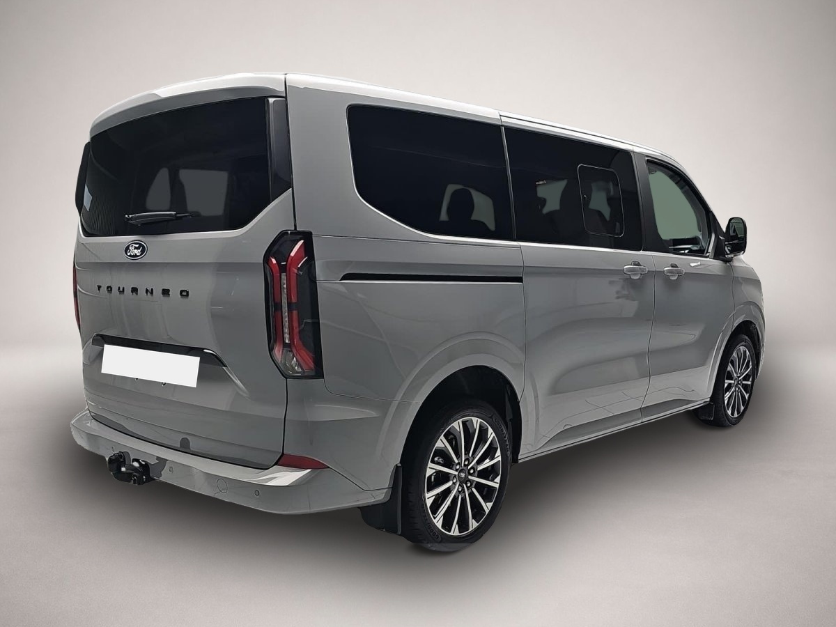 Ford Tourneo Custom (04/2026, Diesel)