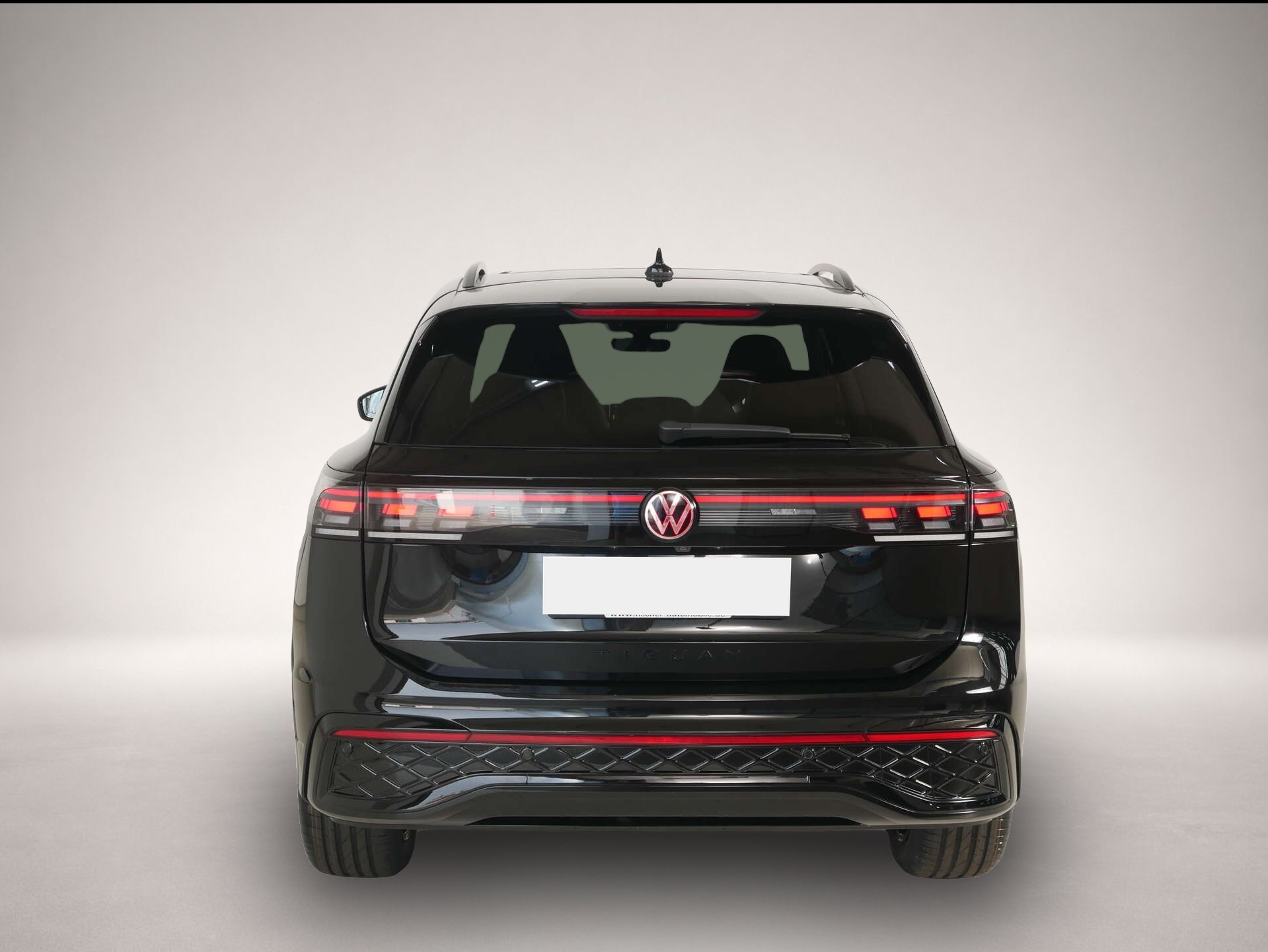 Volkswagen Tiguan (12/2025, Benzin)