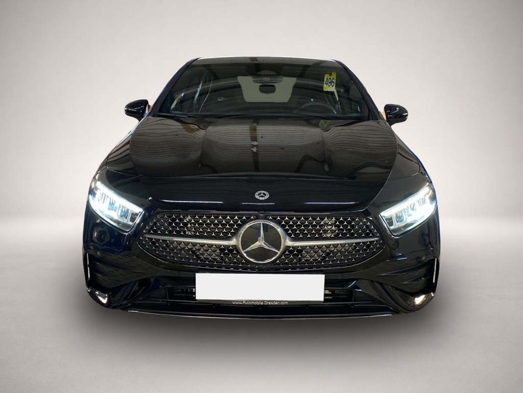 Mercedes-Benz A 180 (06/2025, Benzin)