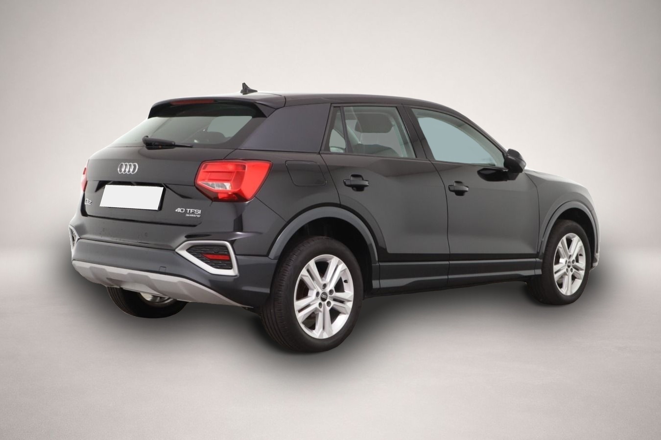 Audi Q2 (05/2023, Benzin)