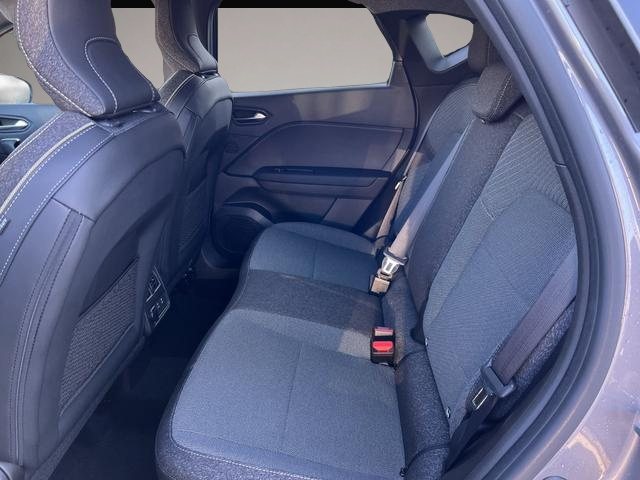 Renault Captur (06/2025, Benzin)