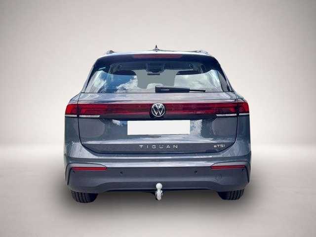 Volkswagen Tiguan (, Benzin)