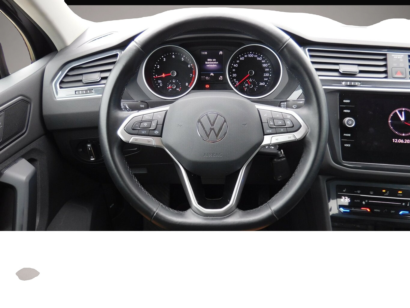 Volkswagen Tiguan (03/2021, Benzin)